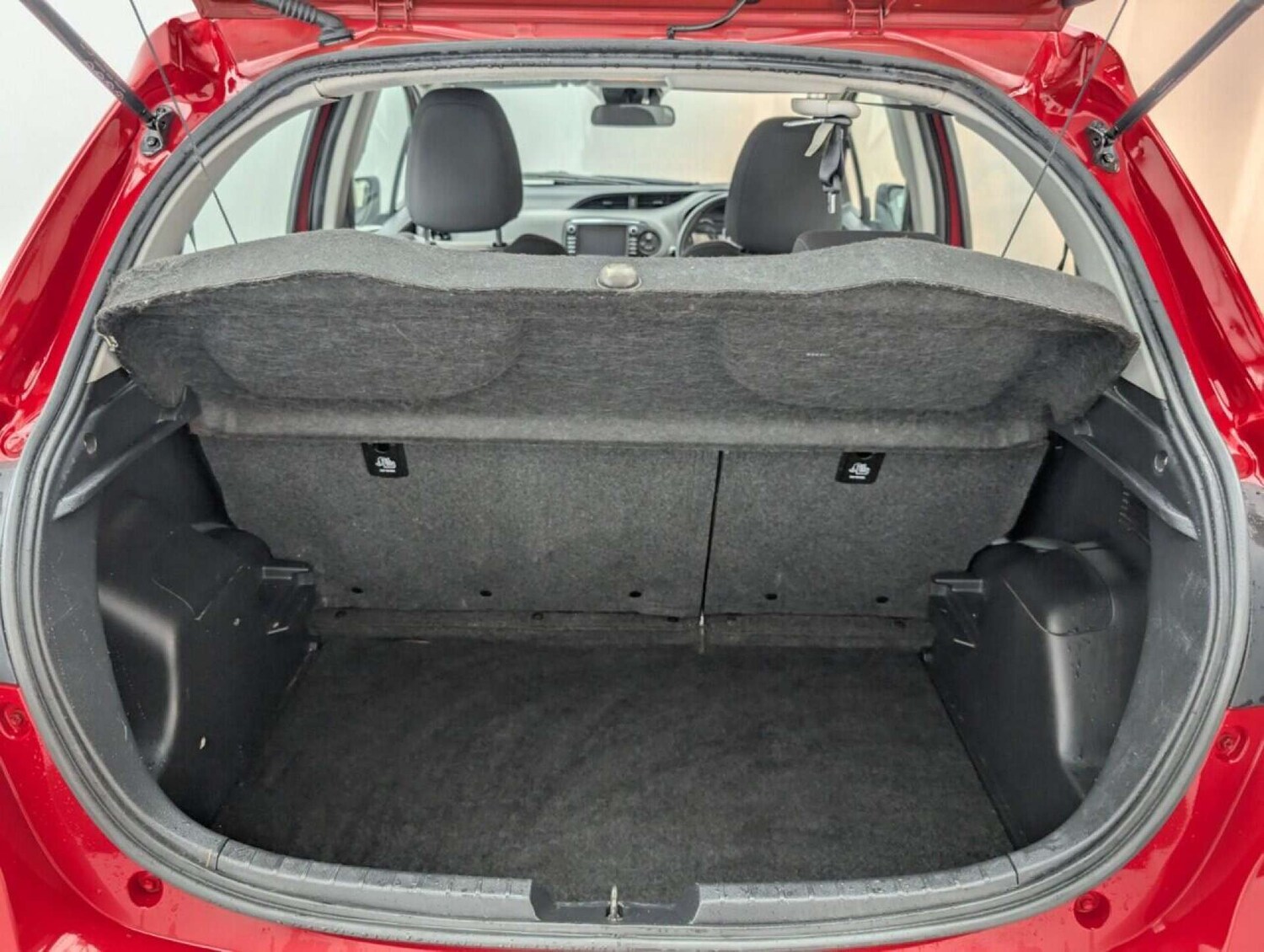 Used Toyota Yaris 2019 for sale - 77713738: Photo 25