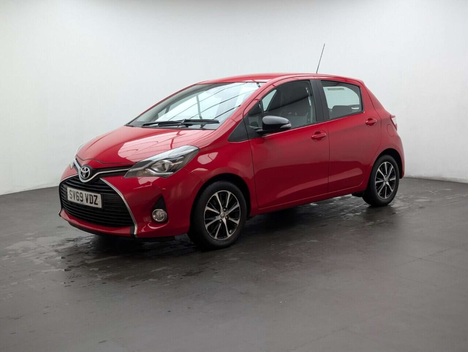 Used Toyota Yaris 2019 for sale - 77713738: Photo 4