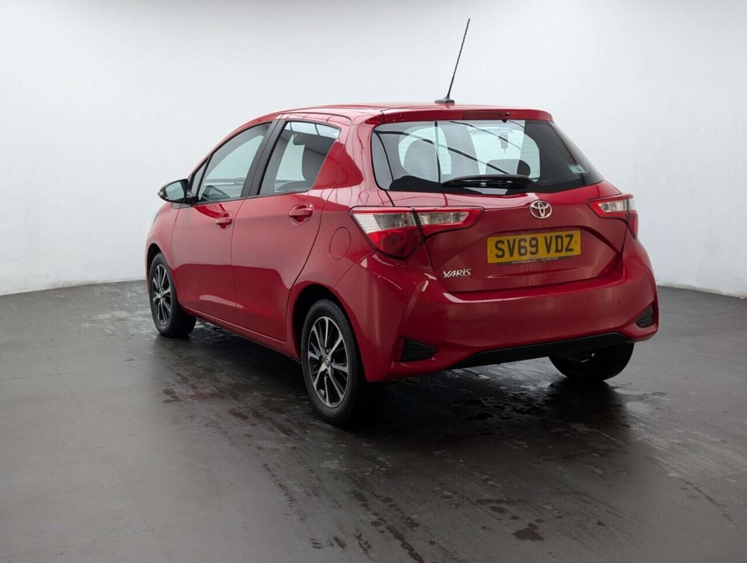 Used Toyota Yaris 2019 for sale - 77713738: Photo 6