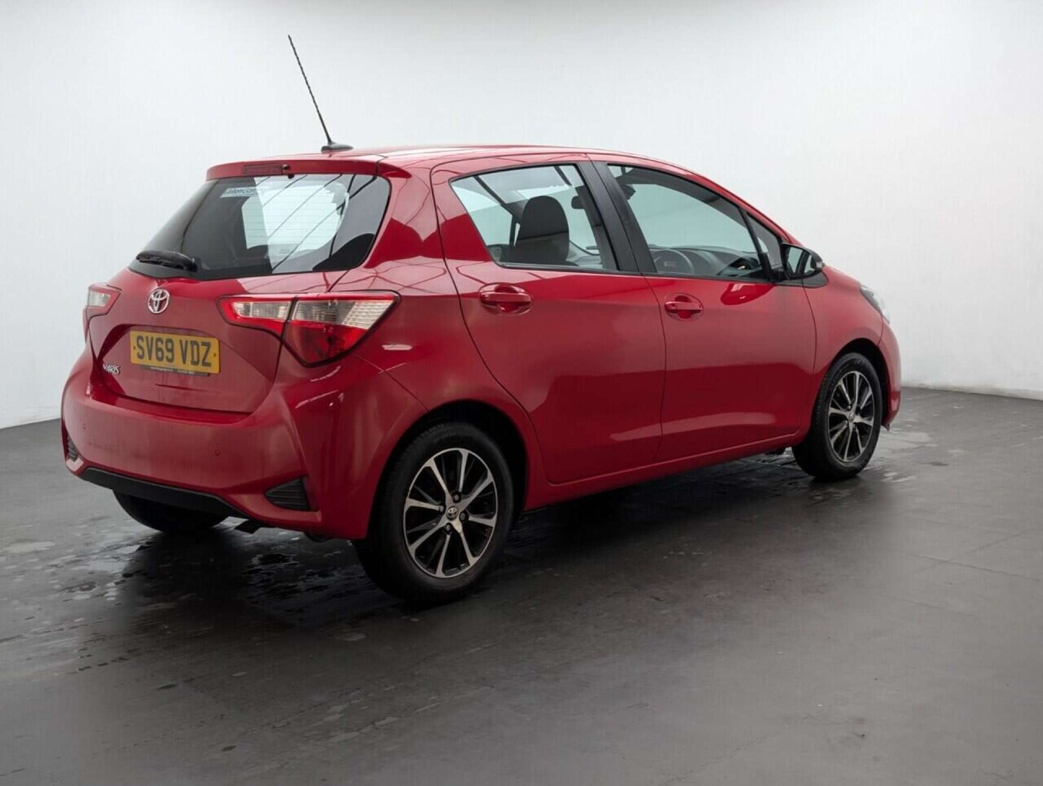 Used Toyota Yaris 2019 for sale - 77713738: Photo 8