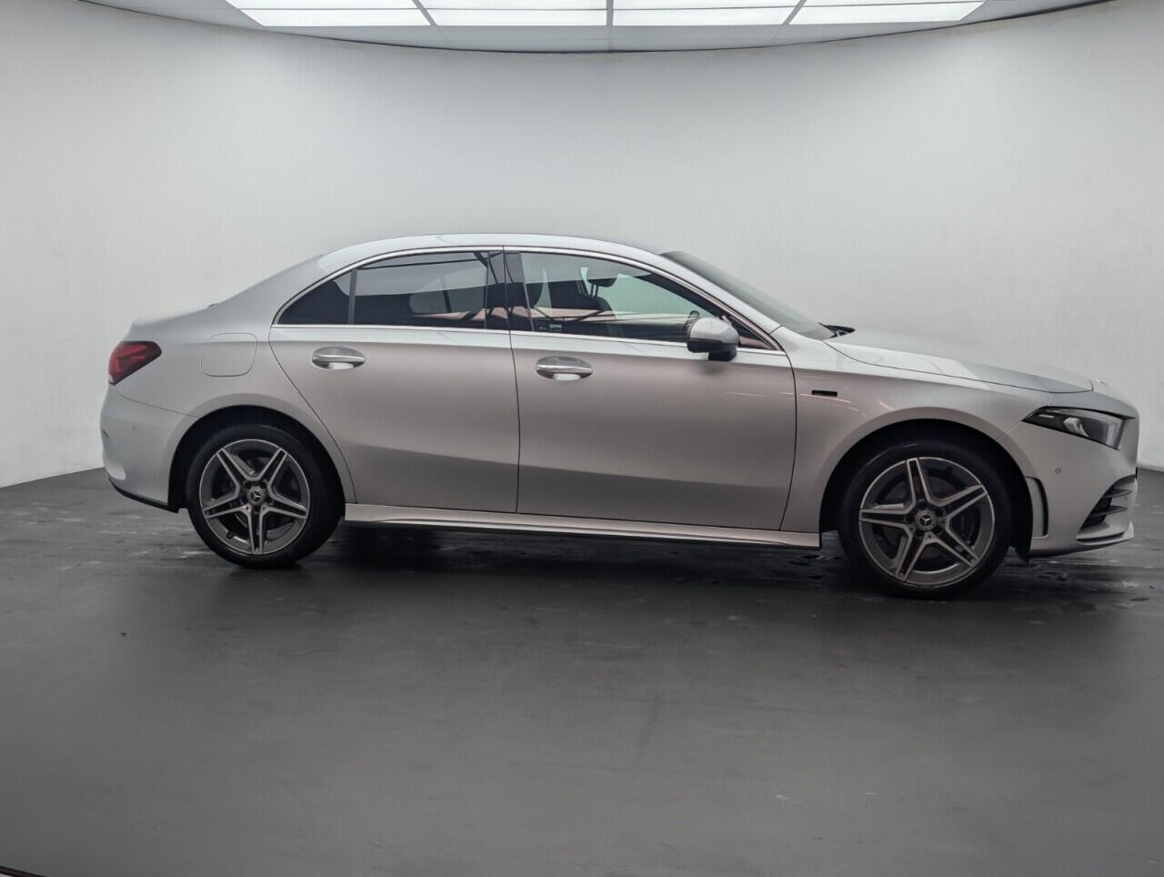 Used Mercedes-Benz A-Class 2021 for sale - 76423534: Photo 9