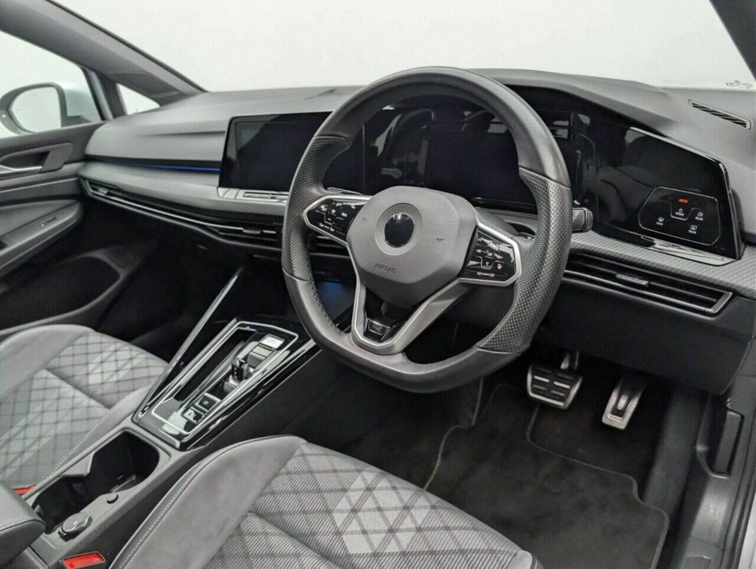 Used Volkswagen Golf 2023 for sale - 77713295: Photo 11