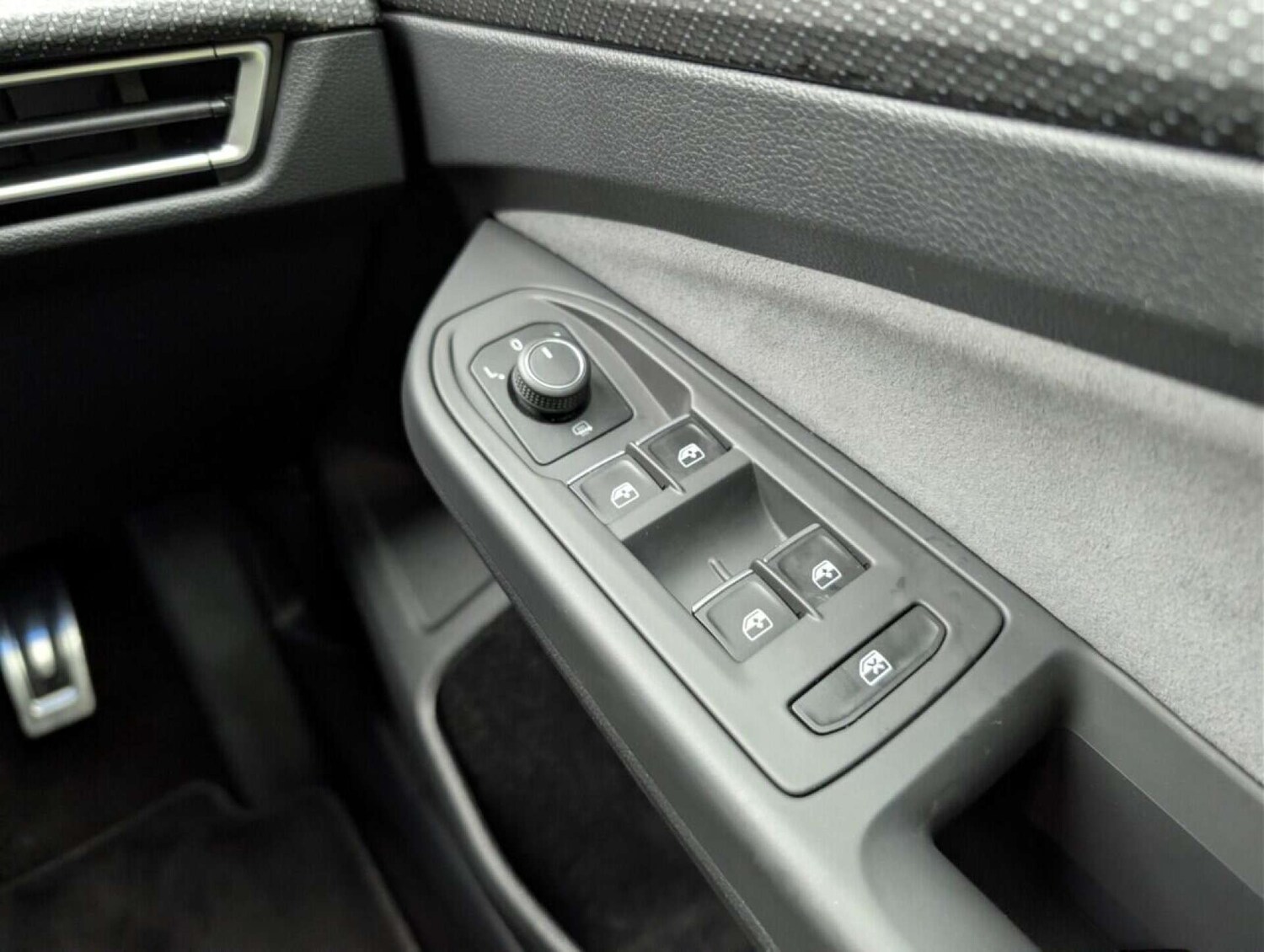 Used Volkswagen Golf 2023 for sale - 77713295: Photo 21