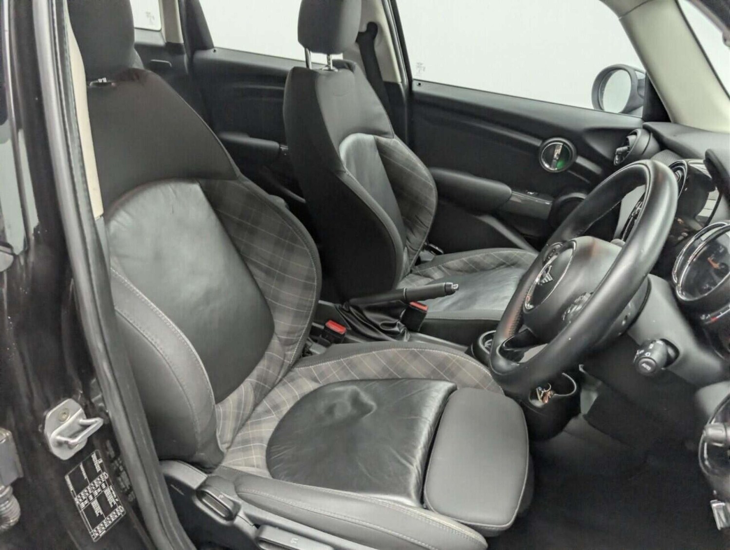 Used MINI Hatch 2017 for sale - 77714103: Photo 12