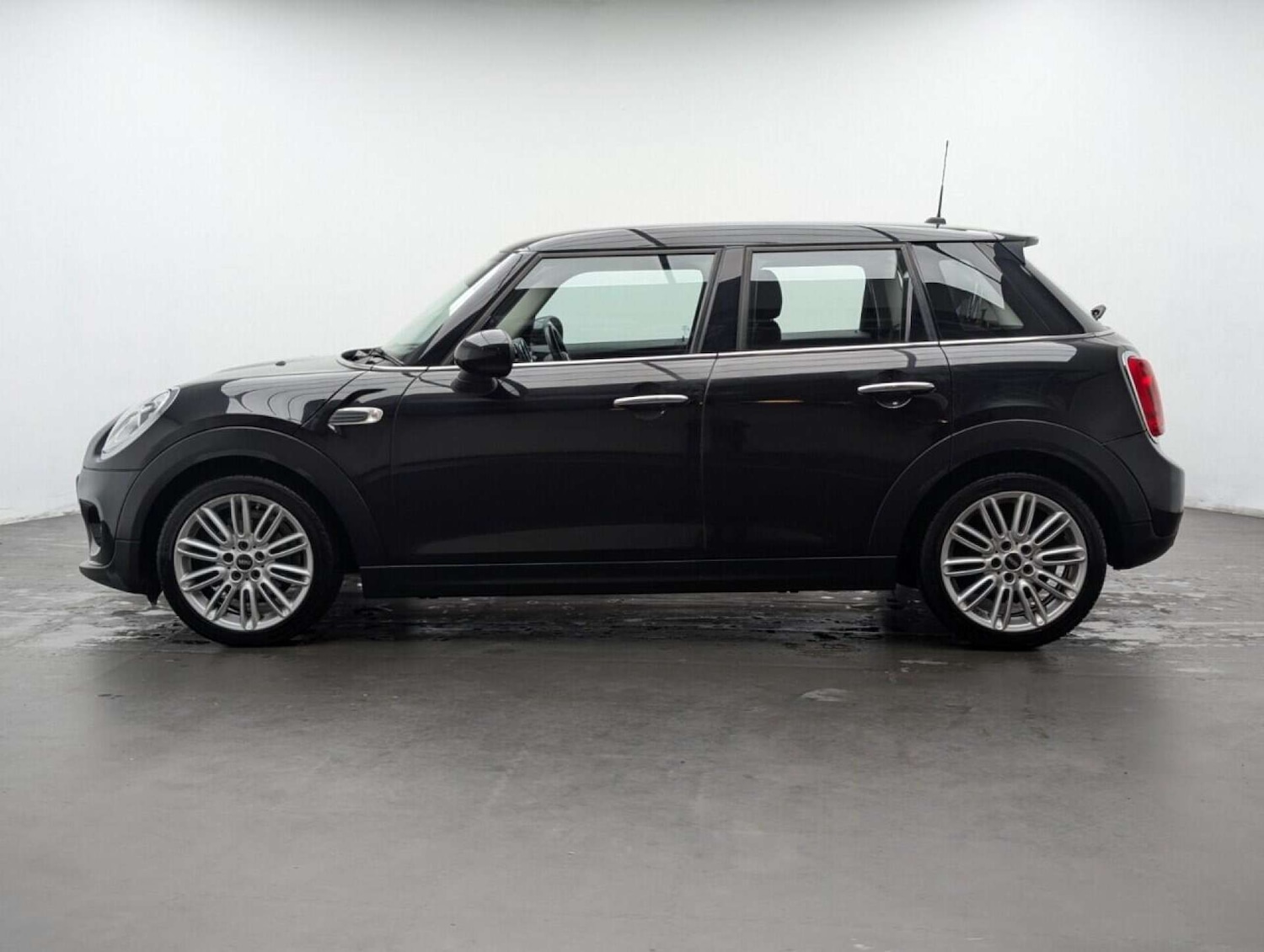 Used MINI Hatch 2017 for sale - 77714103: Photo 5