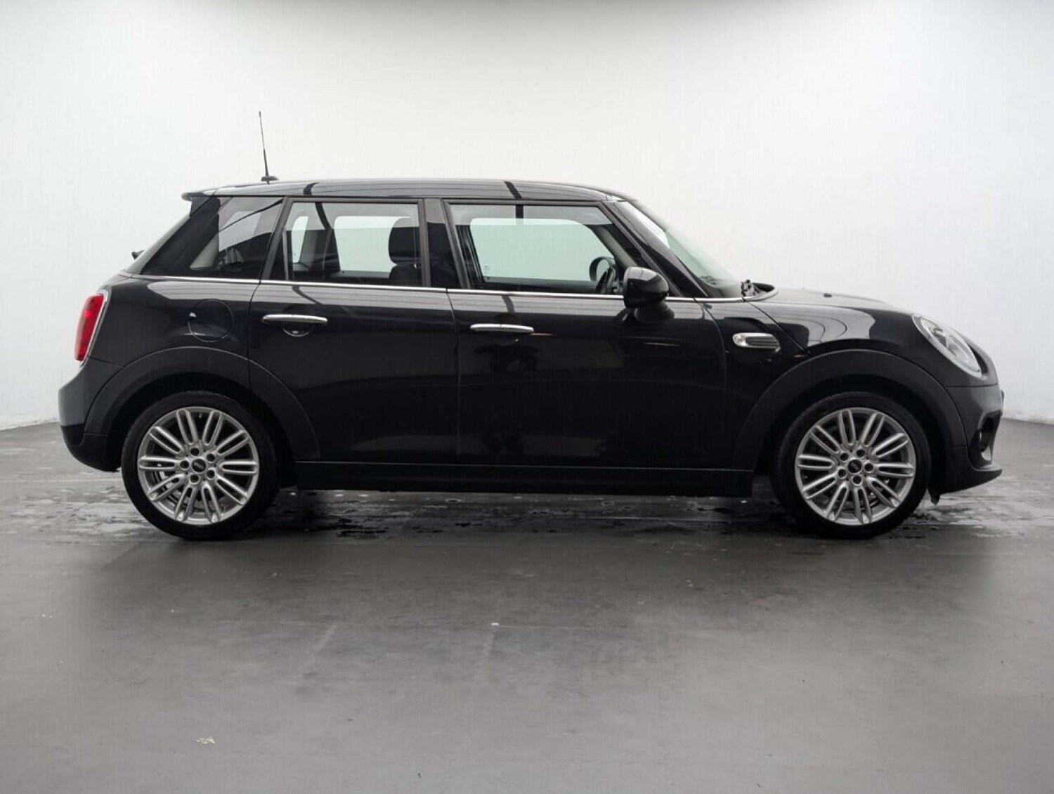 Used MINI Hatch 2017 for sale - 77714103: Photo 9