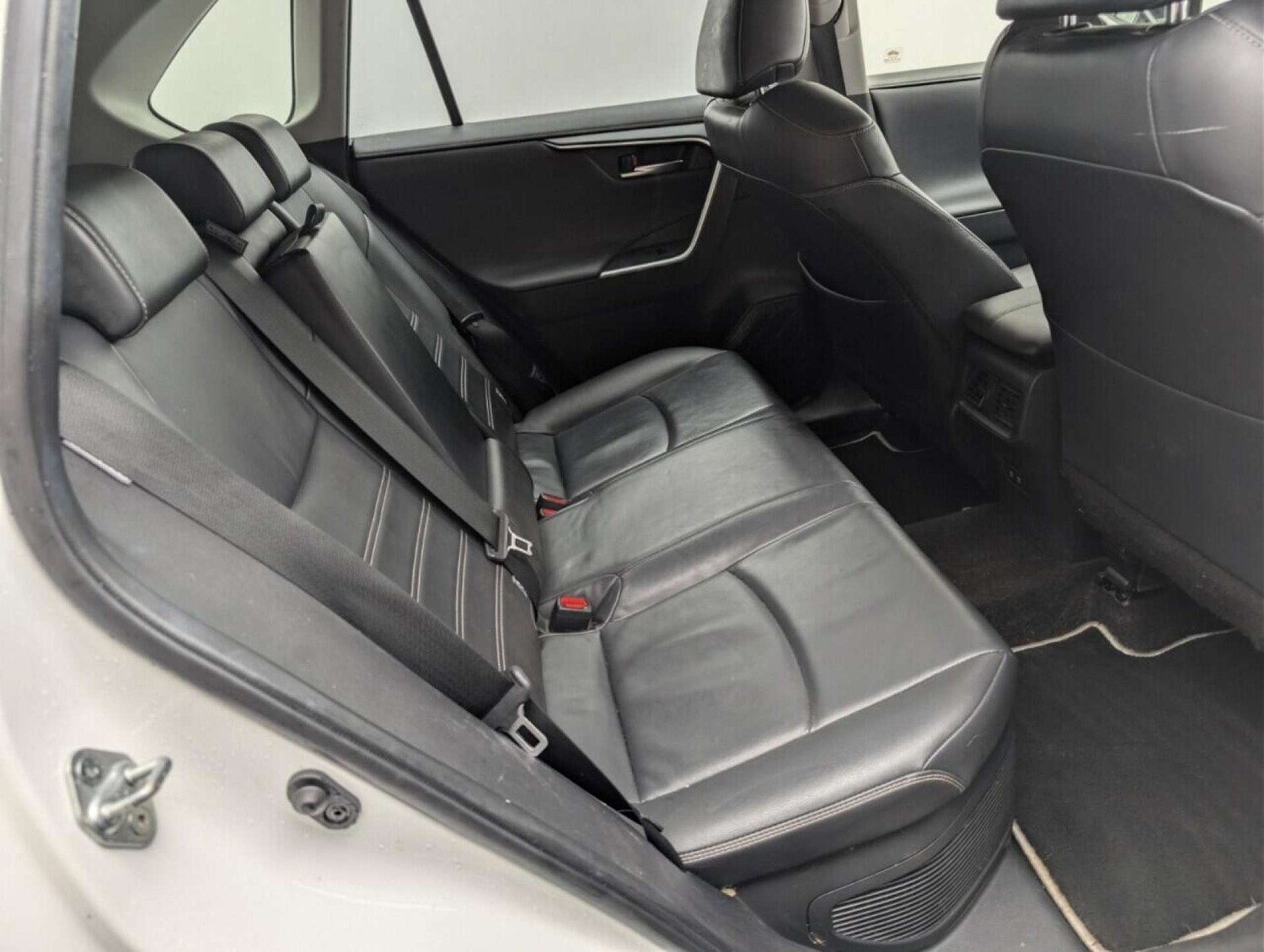 Used Toyota RAV4 2020 for sale - 77713371: Photo 27