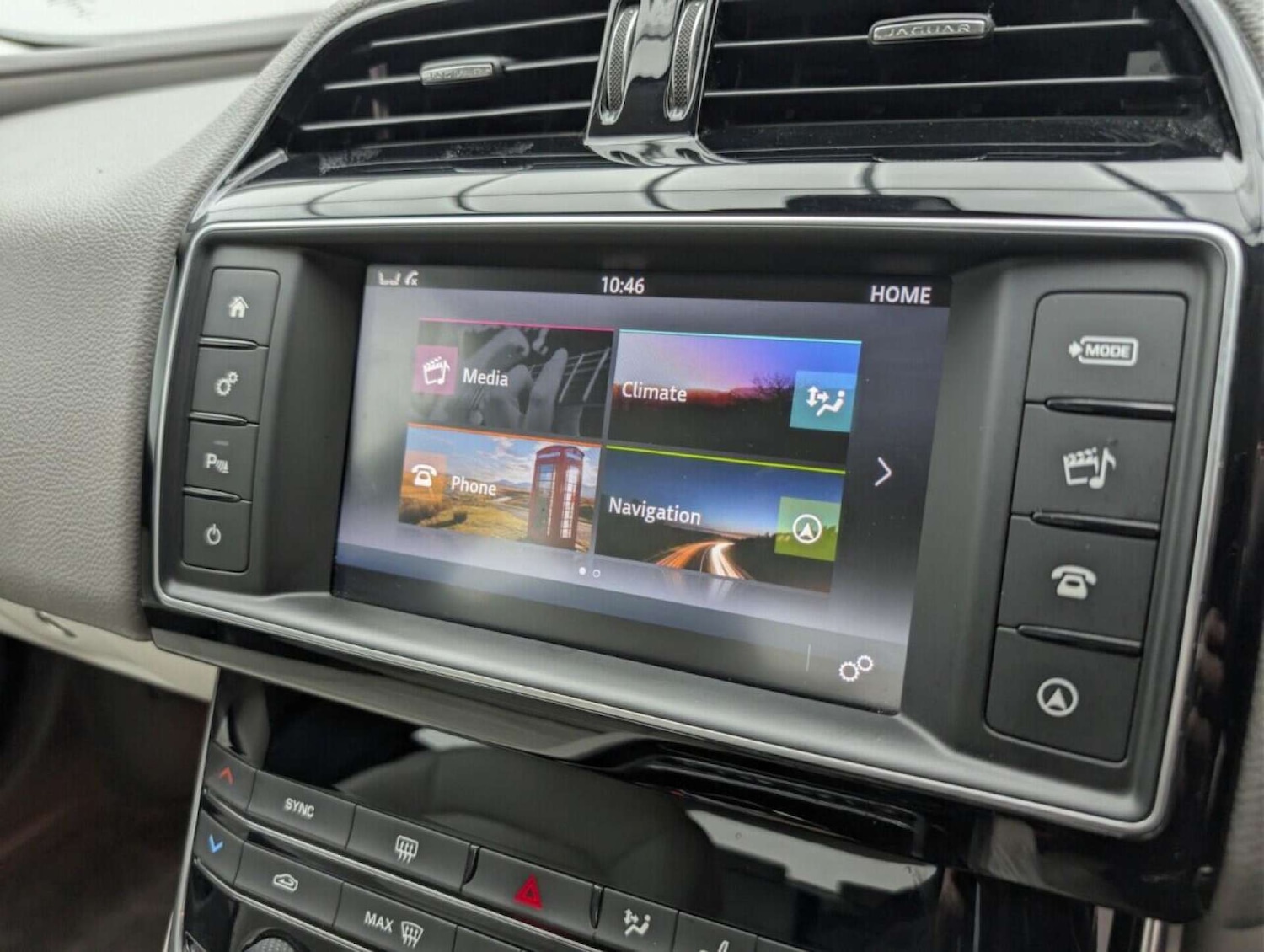 Used Jaguar XE 2016 for sale - 77714195: Photo 13