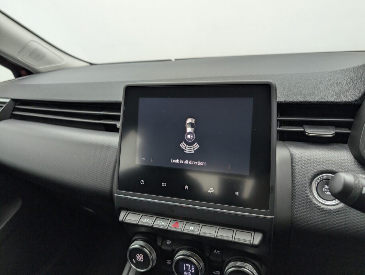 Used Renault Clio 2023 for sale - 76422700: Photo 14