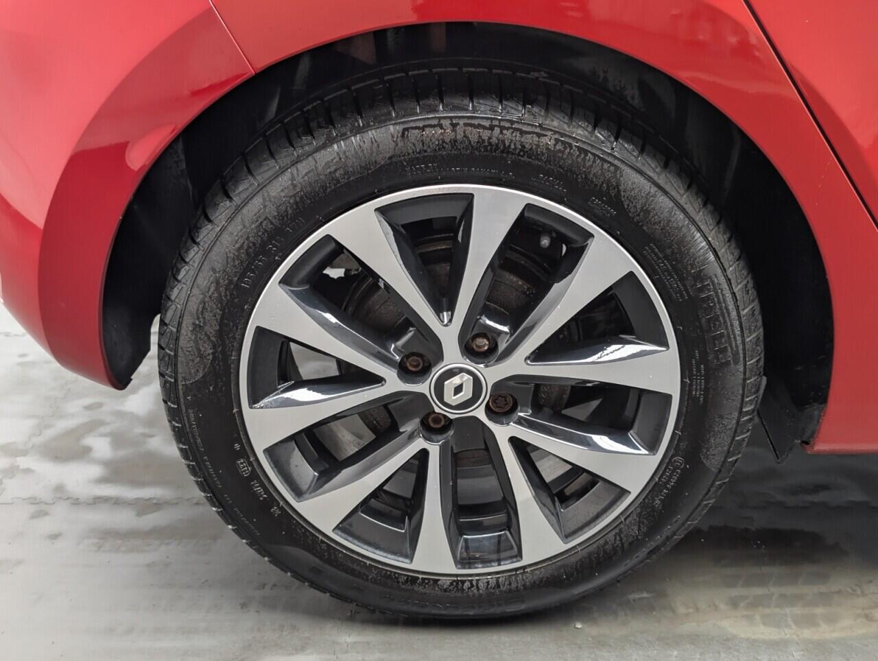 Used Renault Clio 2023 for sale - 76422700: Photo 9