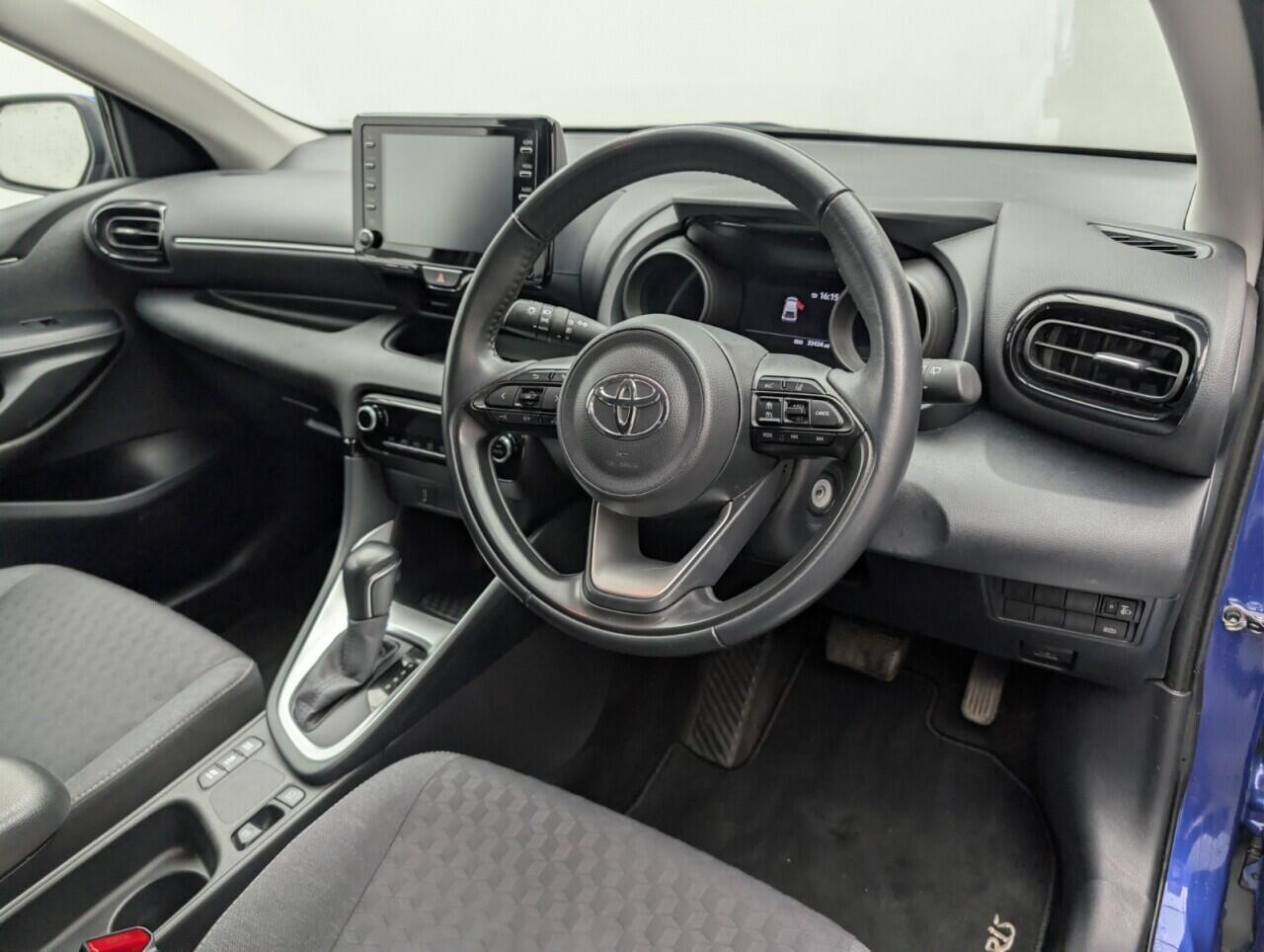 Used Toyota Yaris 2021 for sale - 77074552: Photo 11