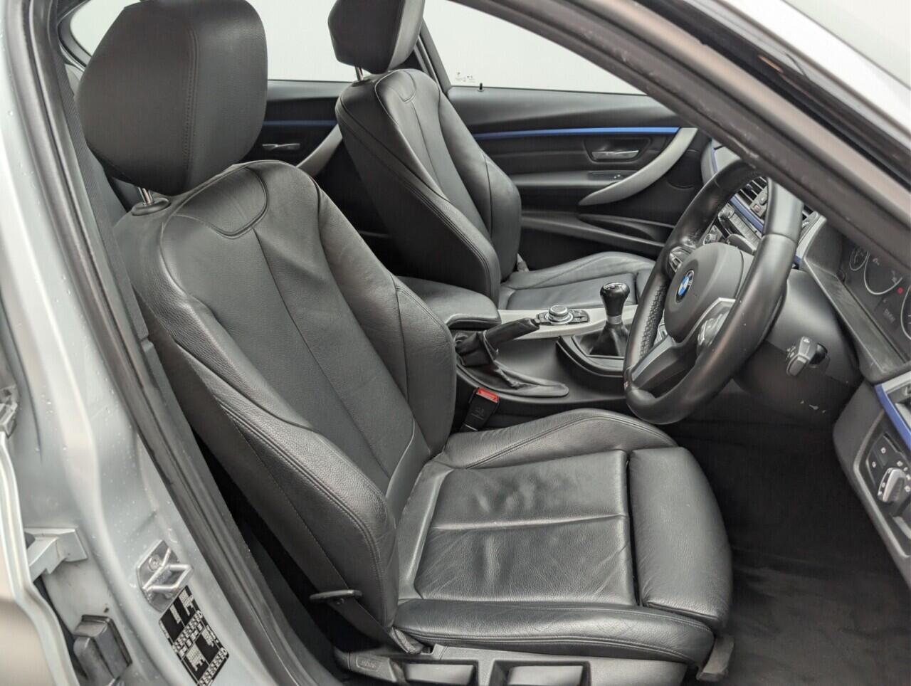 Used BMW 3 Series 2017 for sale - 76561388: Photo 12