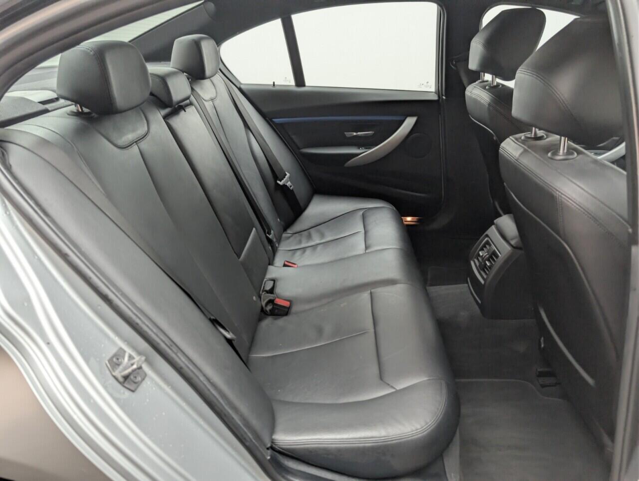 Used BMW 3 Series 2017 for sale - 76561388: Photo 24