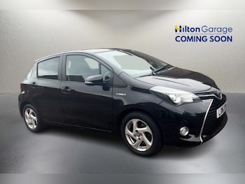 Used Toyota Yaris 2016 for sale - 76742960: Photo