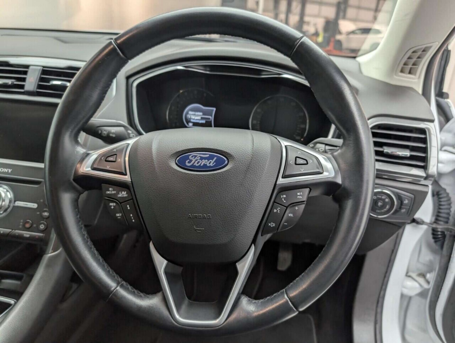 Used Ford Mondeo 2020 for sale - 77920680: Photo 29