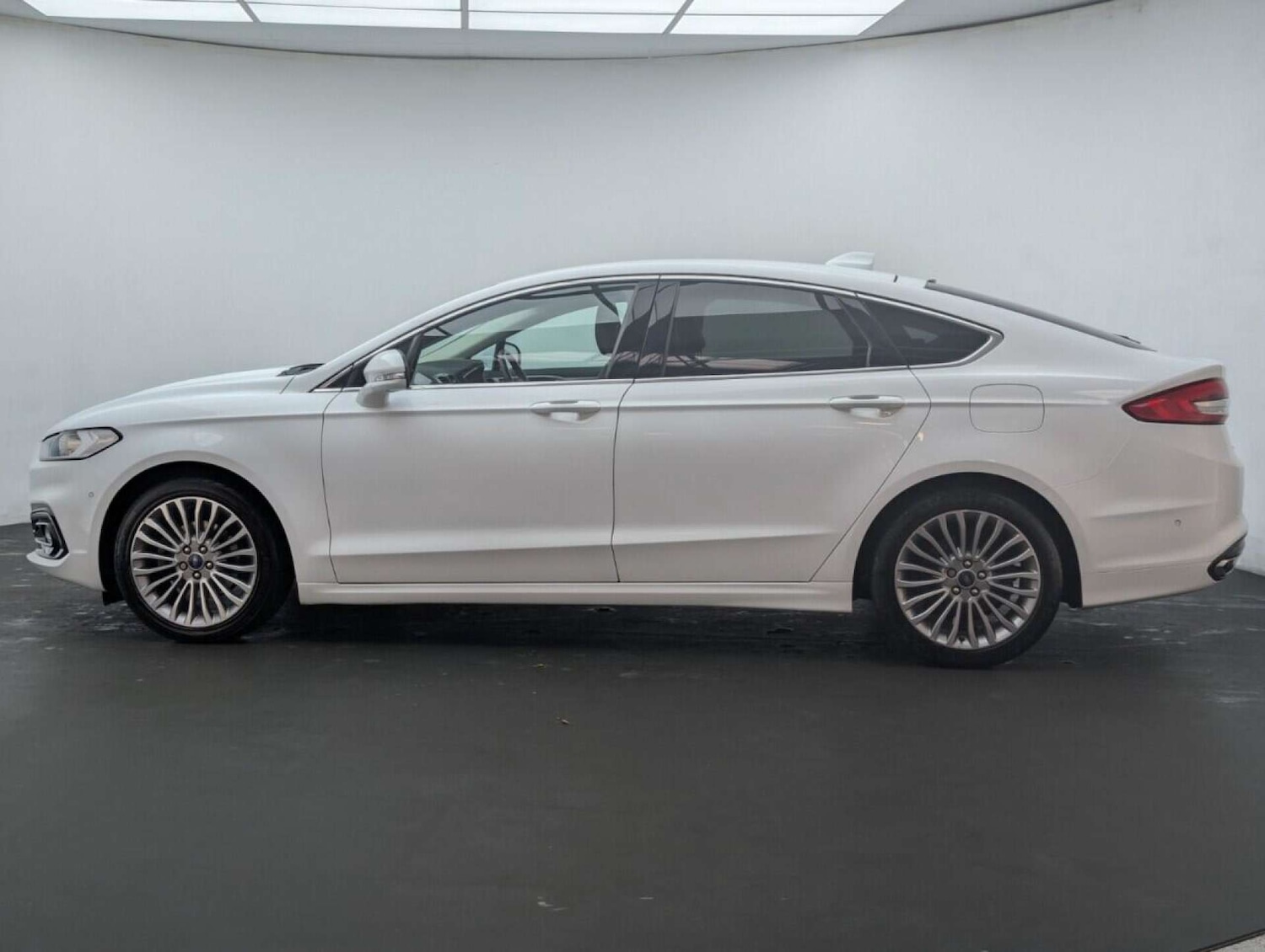 Used Ford Mondeo 2020 for sale - 77920680: Photo 5