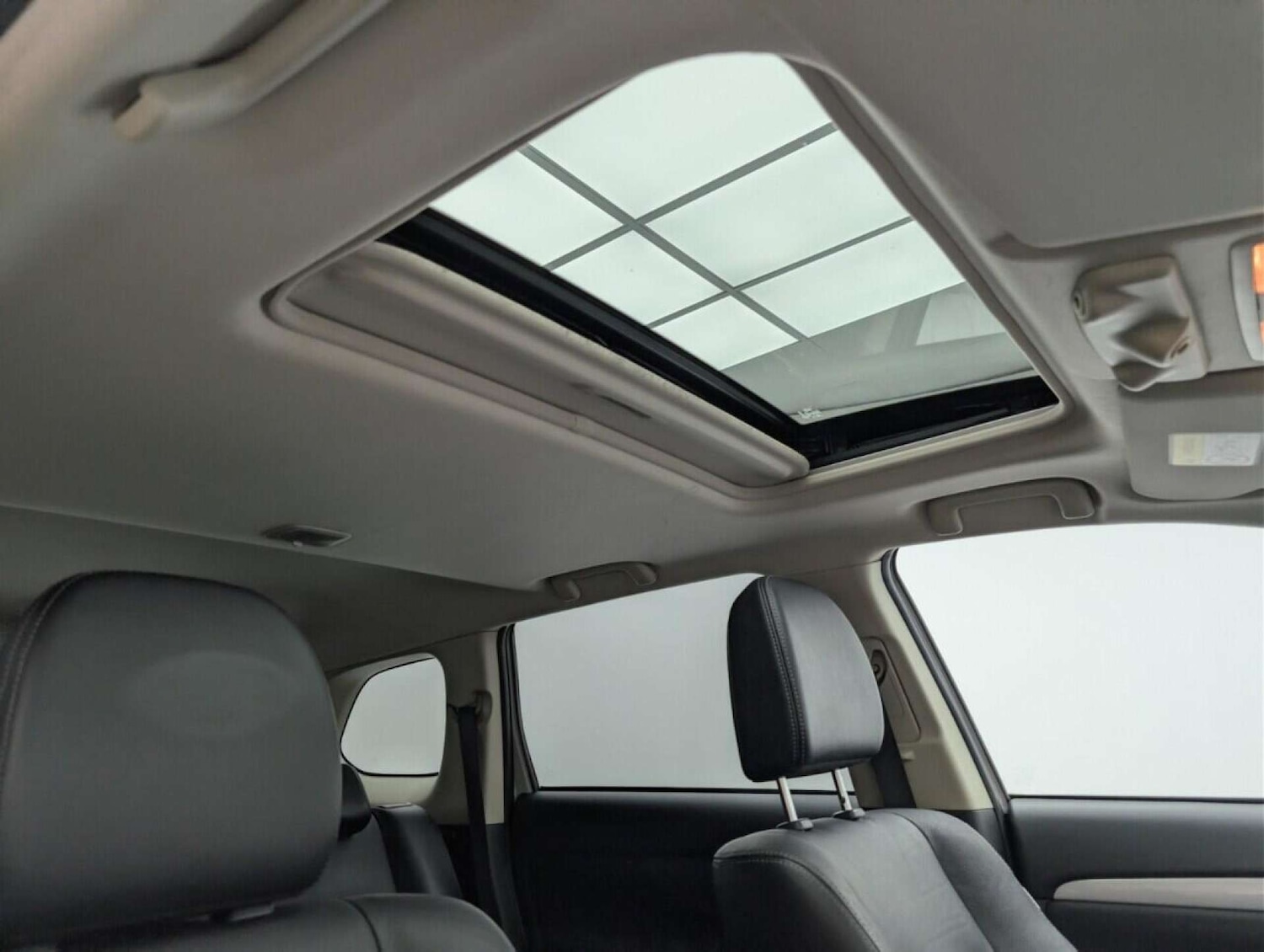 Used Mitsubishi Outlander 2015 for sale - 77902986: Photo 29