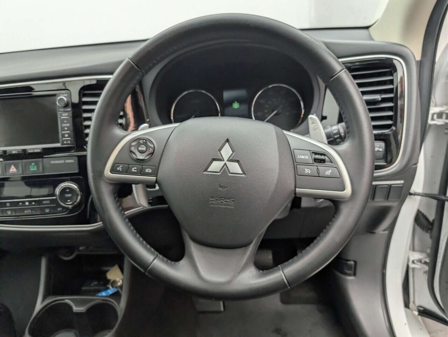Used Mitsubishi Outlander 2015 for sale - 77902986: Photo 31