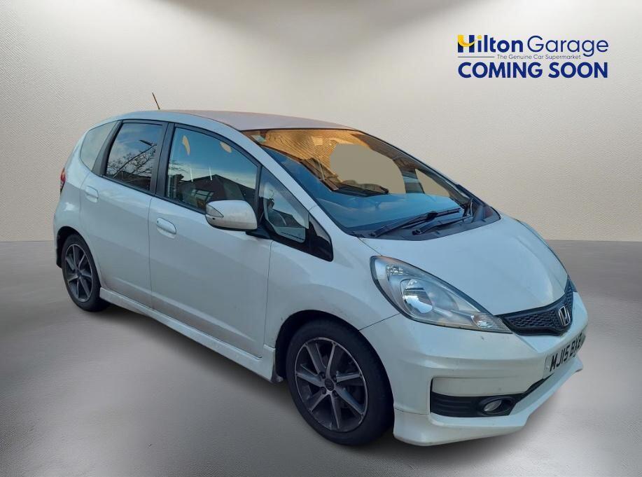 Used Honda Jazz 2015 for sale - 76975555: Photo 1