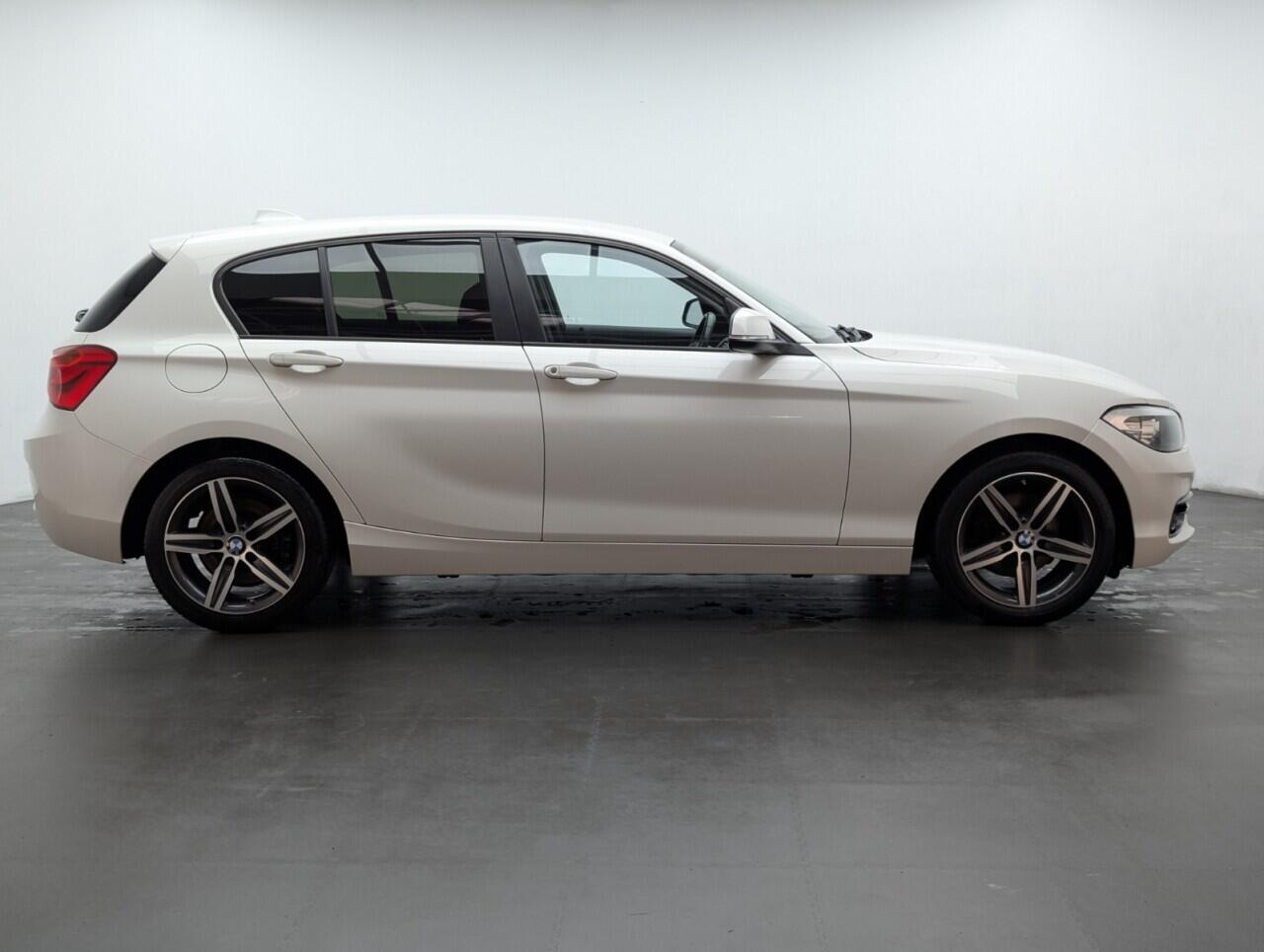 Used BMW 1 Series 2017 for sale - 77696612: Photo 9