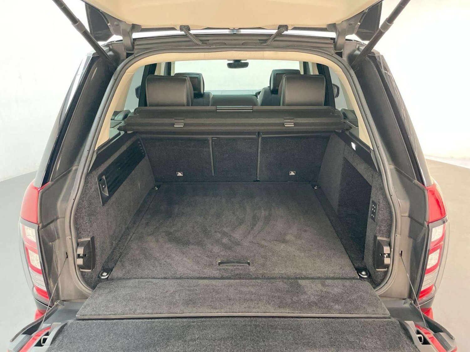 Used Land Rover Range Rover 2017 for sale - 77713951: Photo 33