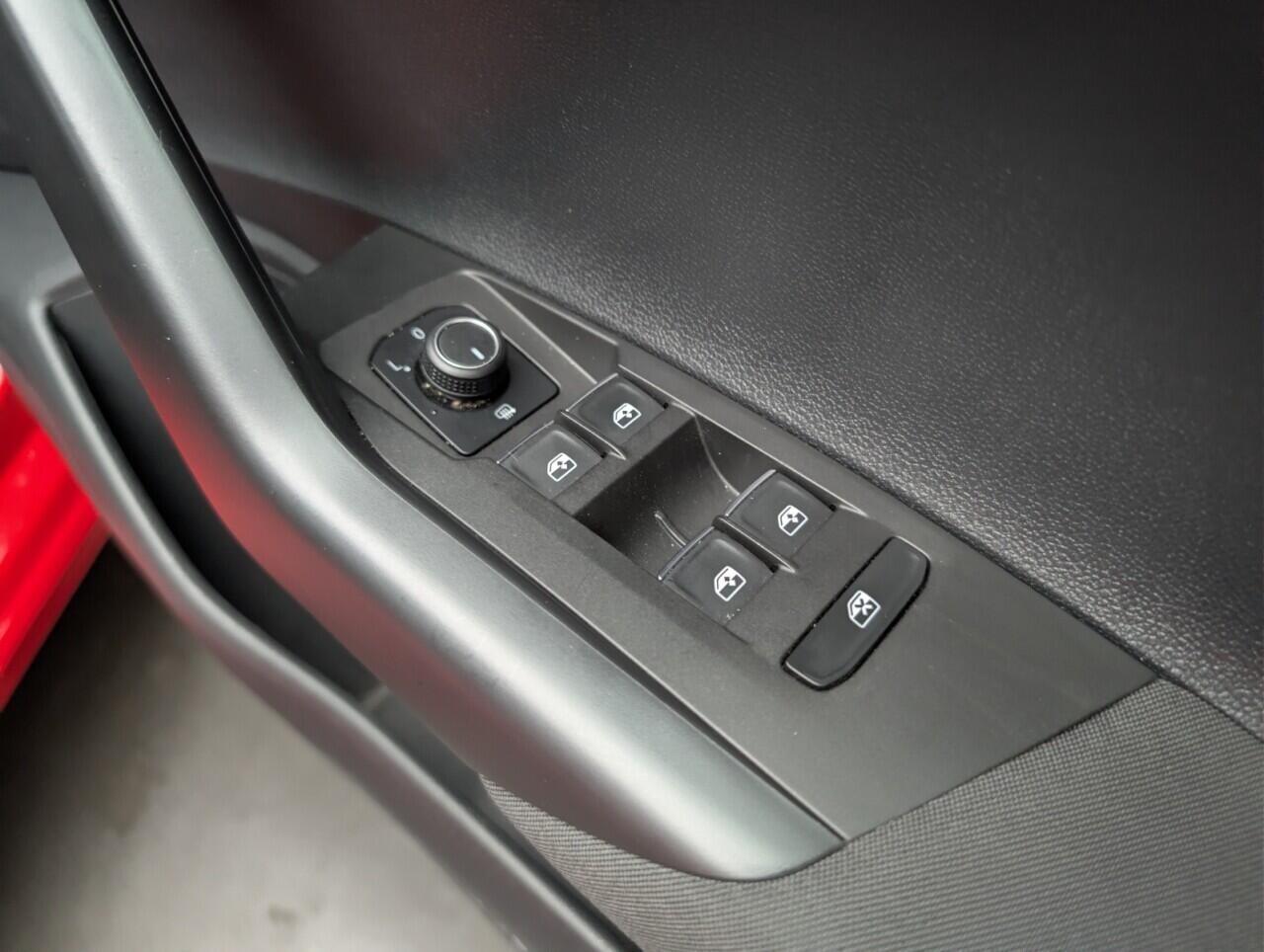 Used Volkswagen Polo 2018 for sale - 76801465: Photo 19