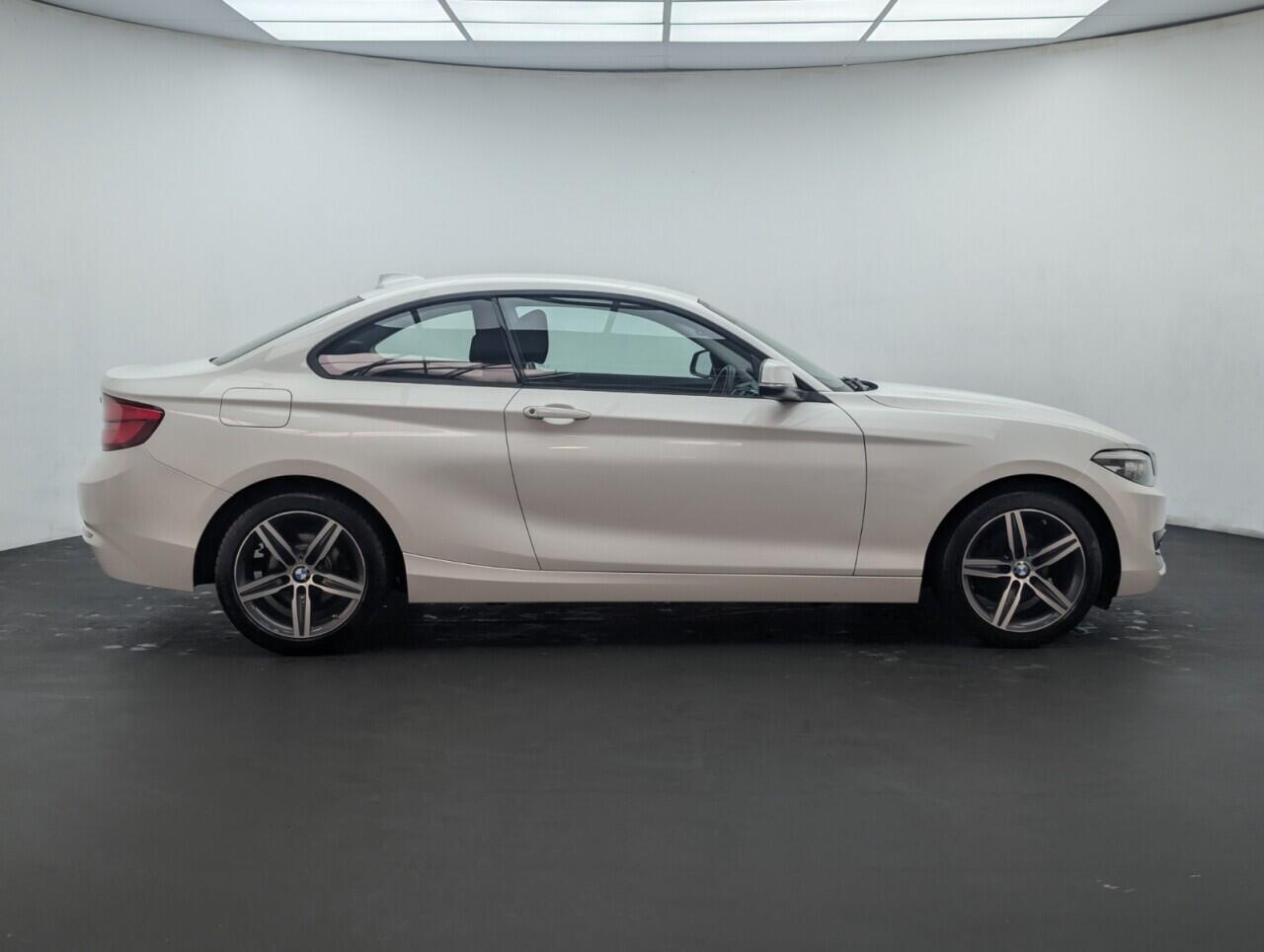 Used BMW 2 Series 2017 for sale - 76424843: Photo 9