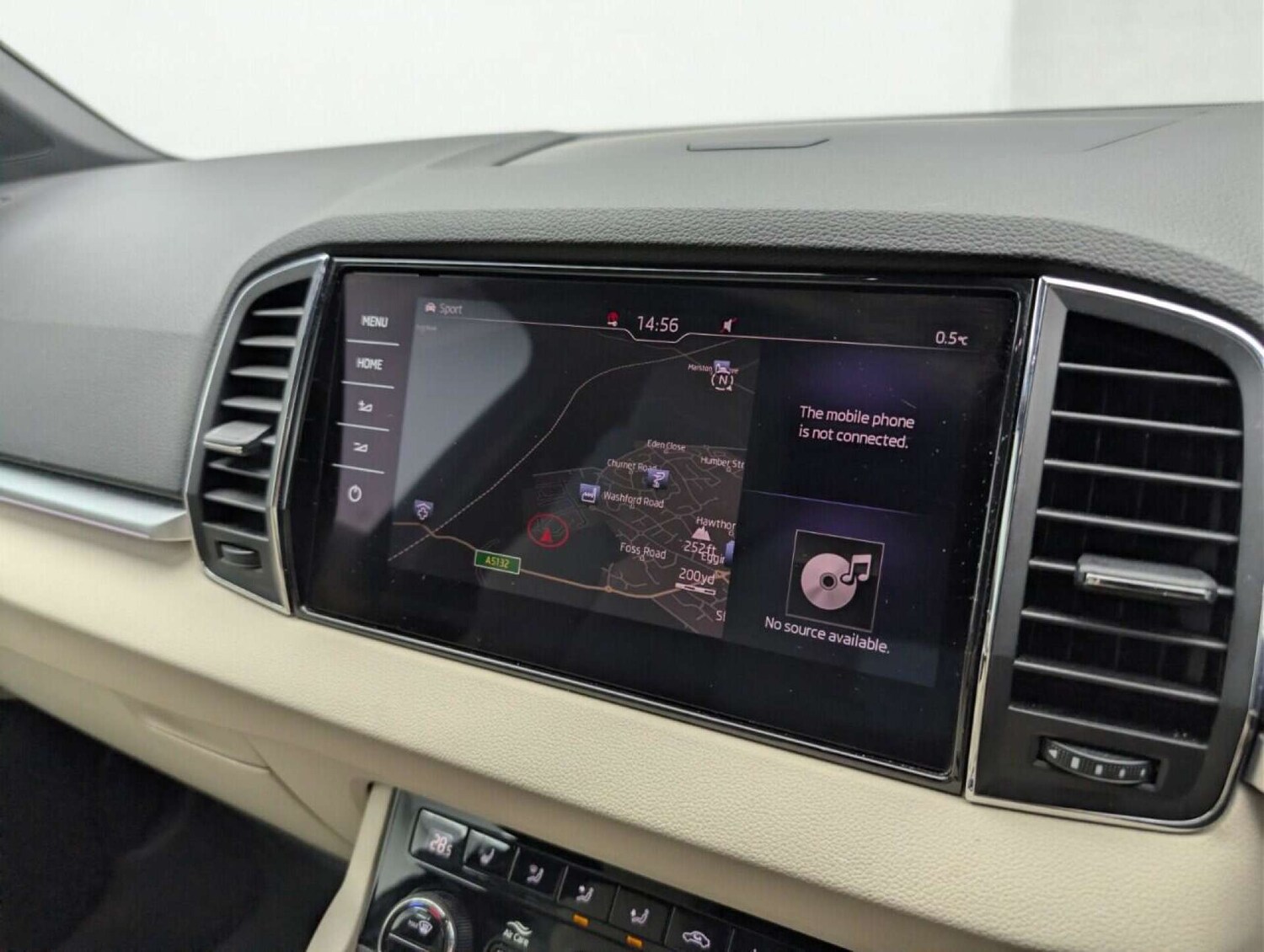 Used Skoda Karoq 2018 for sale - 77713478: Photo 13