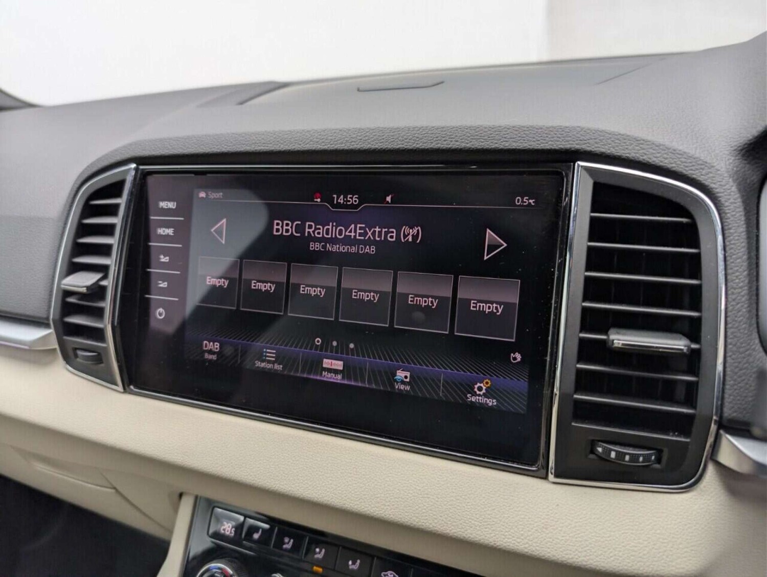 Used Skoda Karoq 2018 for sale - 77713478: Photo 15