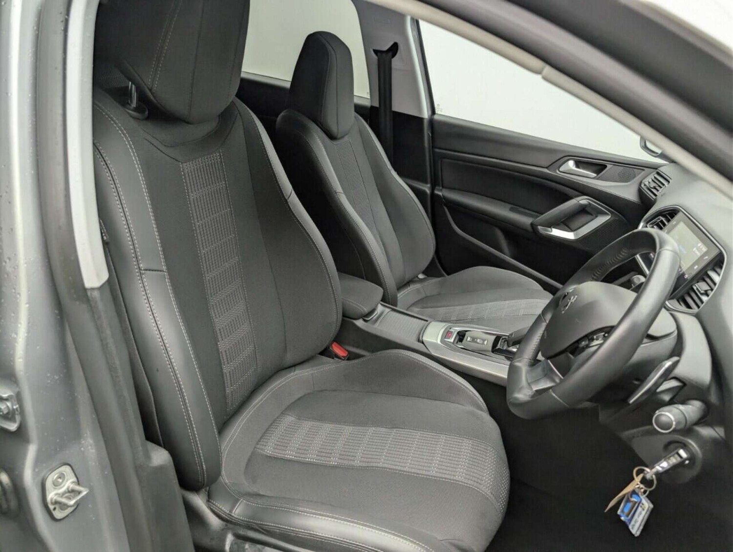 Used Peugeot 308 2021 for sale - 77933978: Photo 14