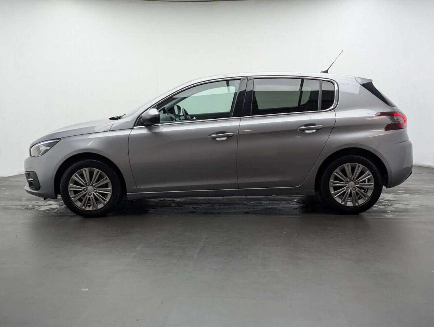 Used Peugeot 308 2021 for sale - 77933978: Photo 6