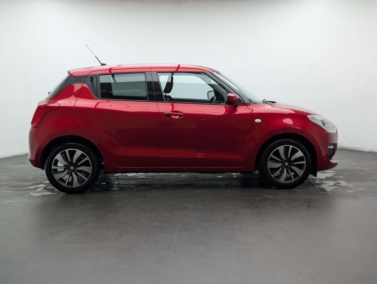 Used Suzuki Swift 2020 for sale - 77714735: Photo 20