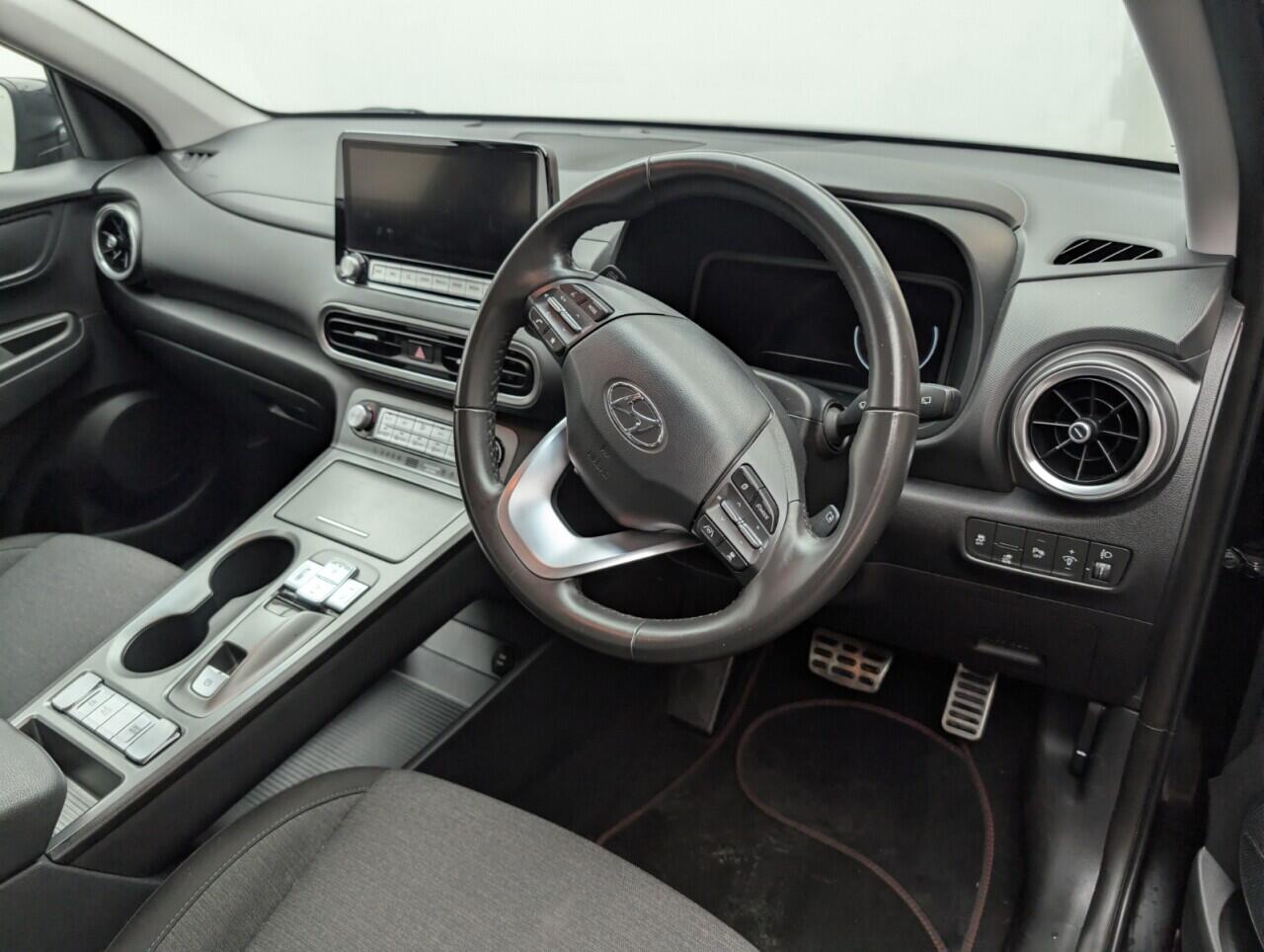 Used Hyundai KONA 2023 for sale - 76645250: Photo 11