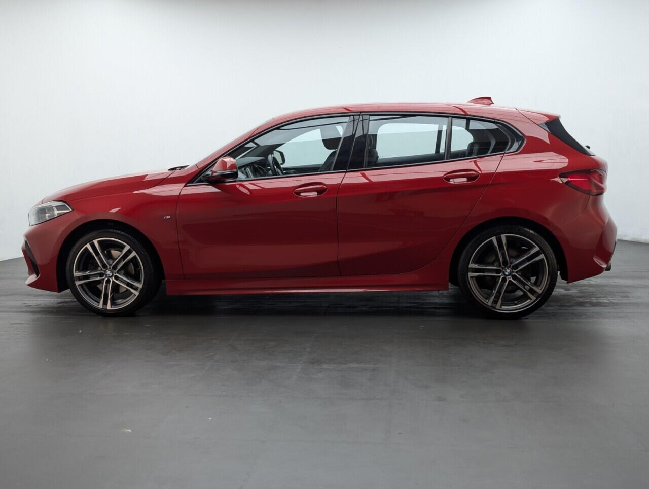 Used BMW 1 Series 2021 for sale - 76422827: Photo 5