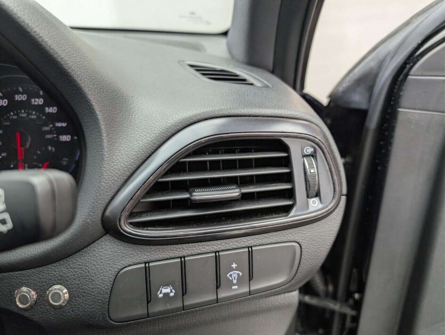 Used Hyundai i30 2018 for sale - 77714872: Photo 22