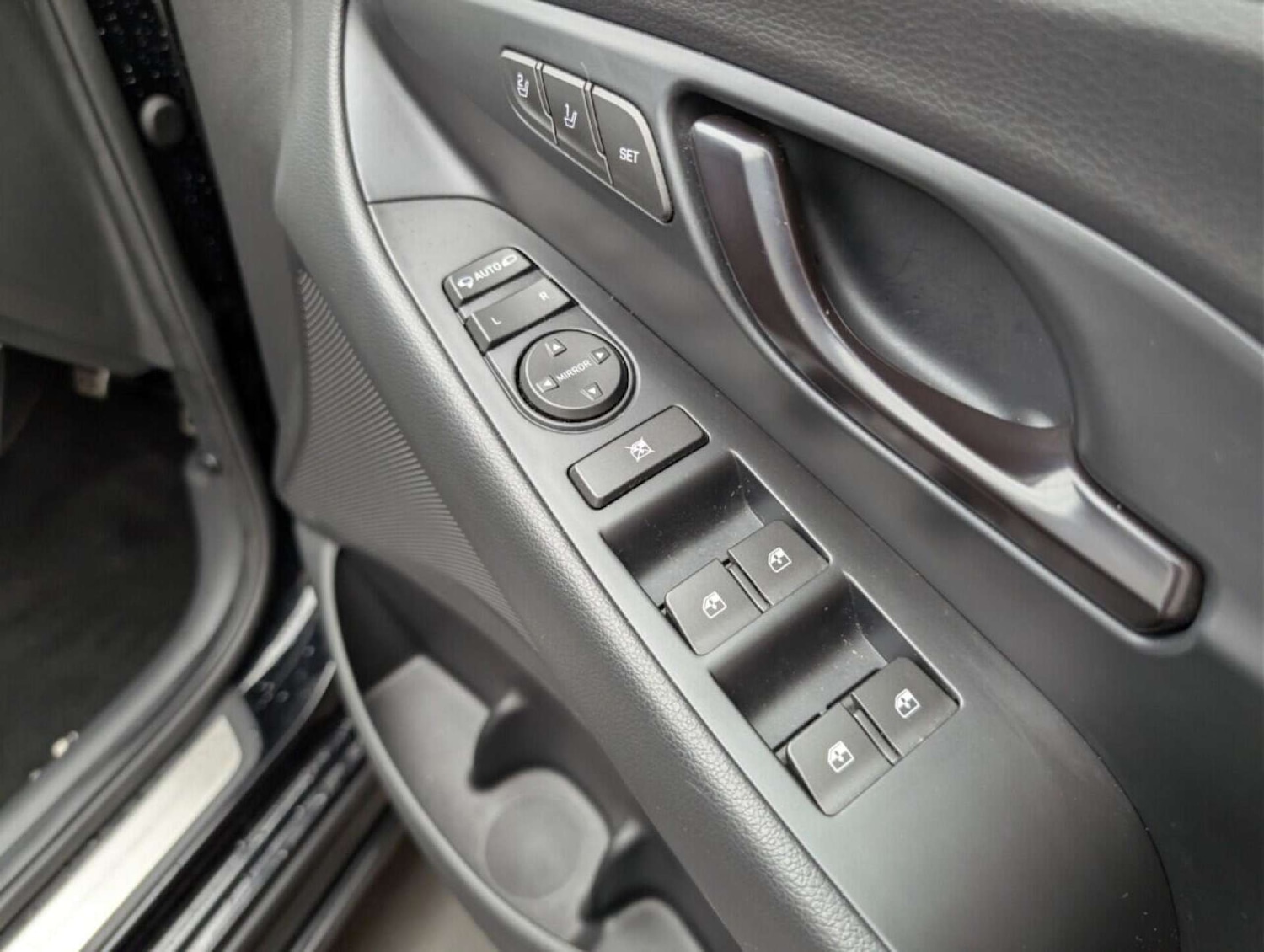 Used Hyundai i30 2018 for sale - 77714872: Photo 23