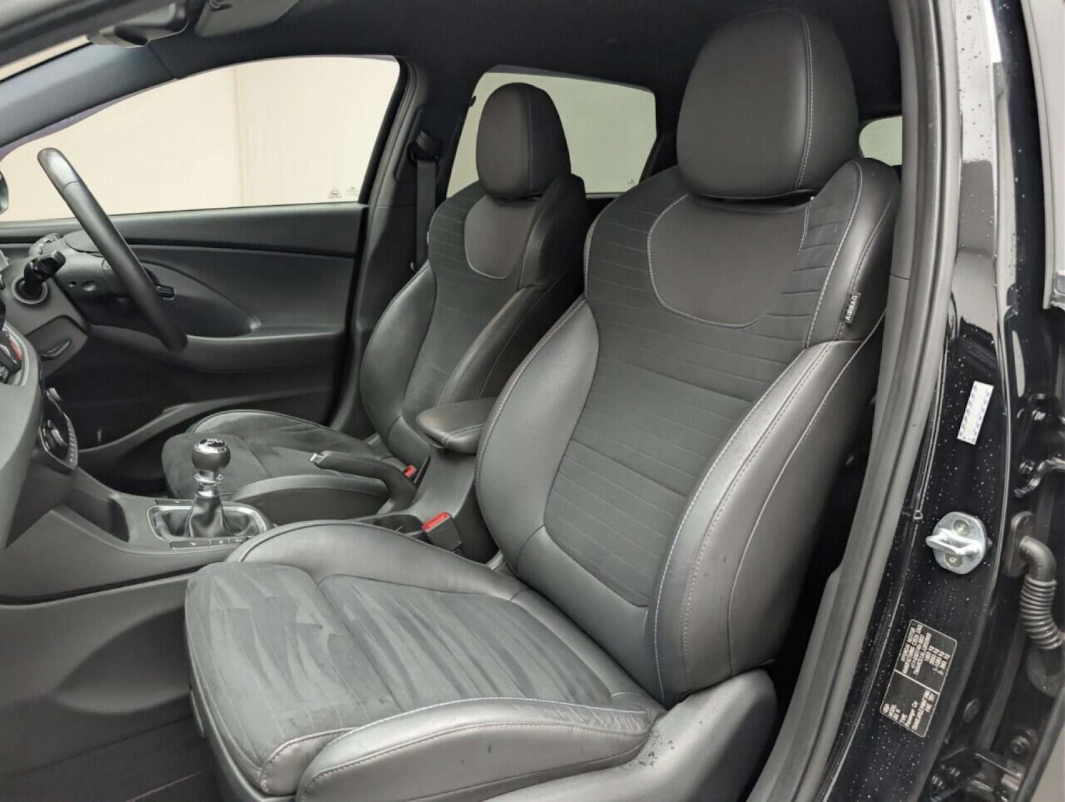 Used Hyundai i30 2018 for sale - 77714872: Photo 30