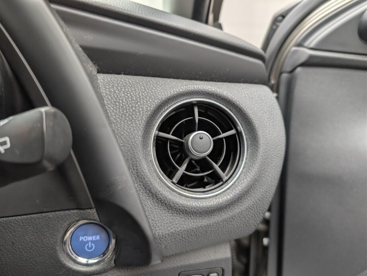 Used Toyota Auris 2018 for sale - 77091646: Photo 34