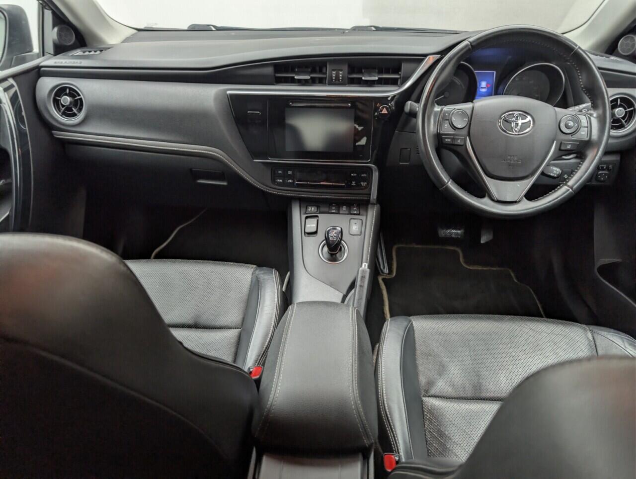 Used Toyota Auris 2018 for sale - 77091646: Photo 37