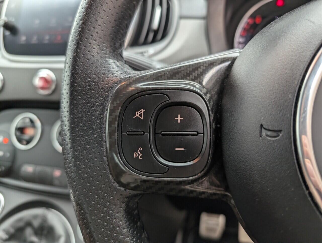 Used Abarth 595 2018 for sale - 76952969: Photo 18