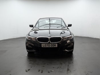 Used BMW 3 Series 2021 for sale - 76424673: Photo
