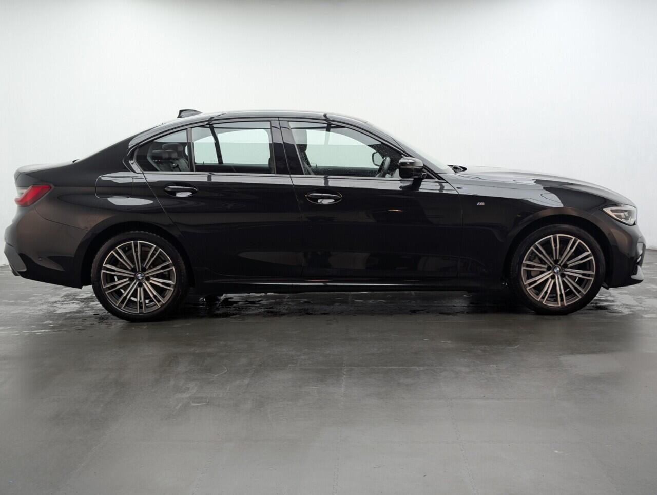 Used BMW 3 Series 2021 for sale - 76424673: Photo 9