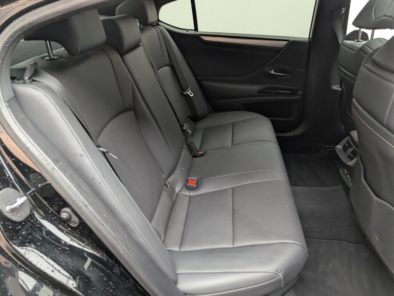 Used Lexus ES 2022 for sale - 76989866: Photo 27