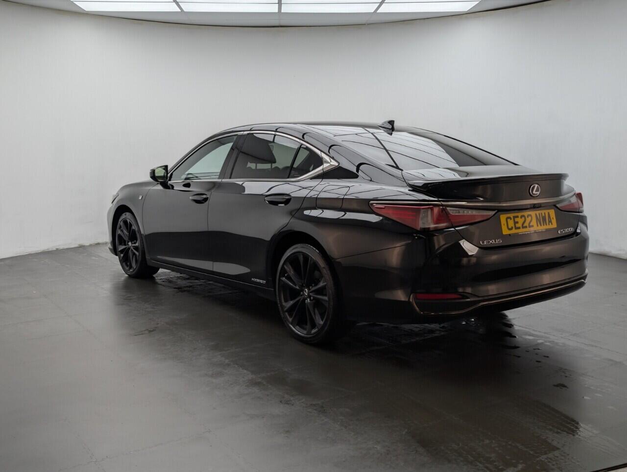 Used Lexus ES 2022 for sale - 76989866: Photo 6