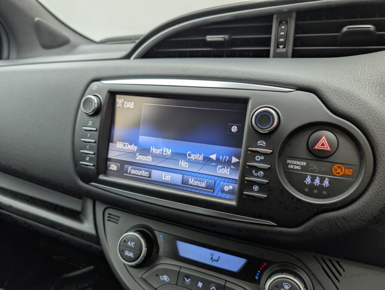 Used Toyota Yaris 2017 for sale - 76425314: Photo 13