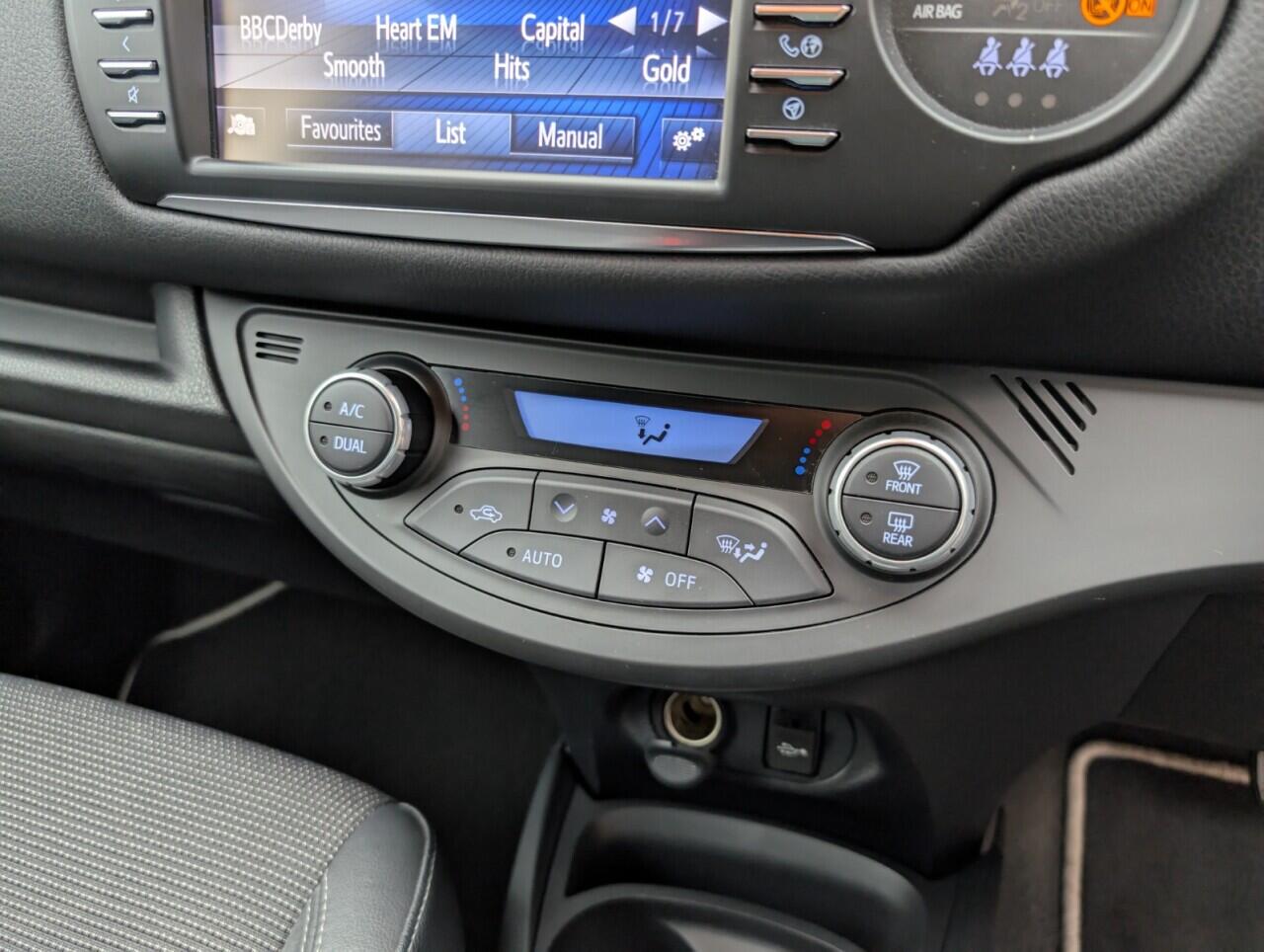 Used Toyota Yaris 2017 for sale - 76425314: Photo 15