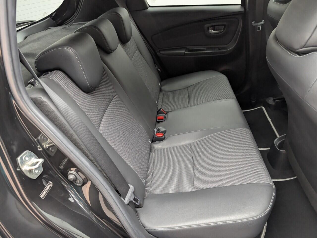 Used Toyota Yaris 2017 for sale - 76425314: Photo 24