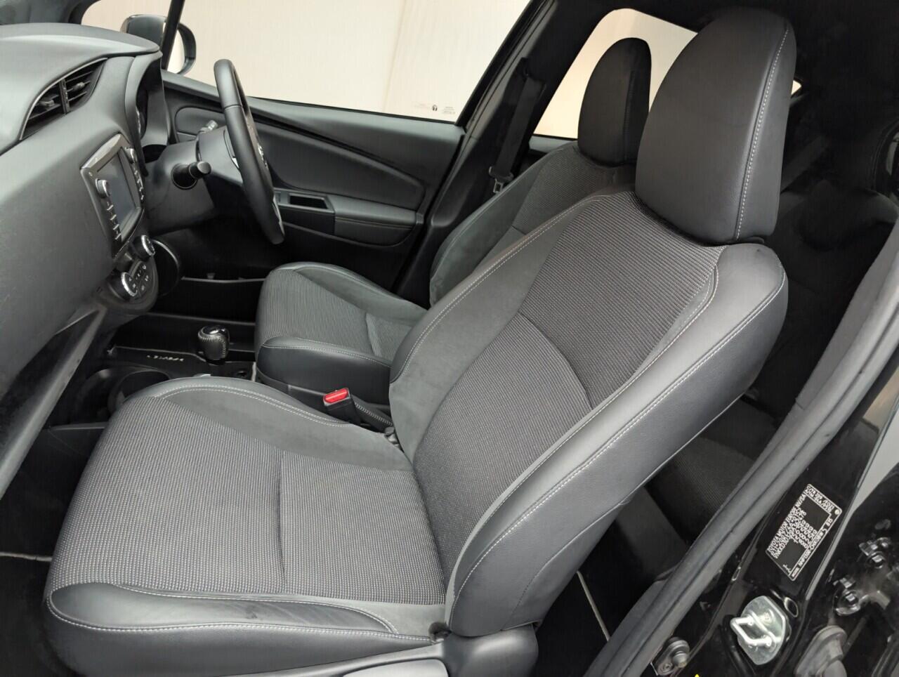 Used Toyota Yaris 2017 for sale - 76425314: Photo 27