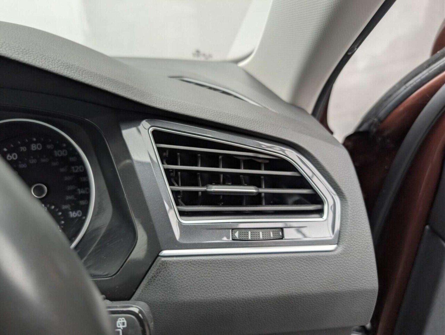 Used Volkswagen Tiguan 2021 for sale - 77713142: Photo 21