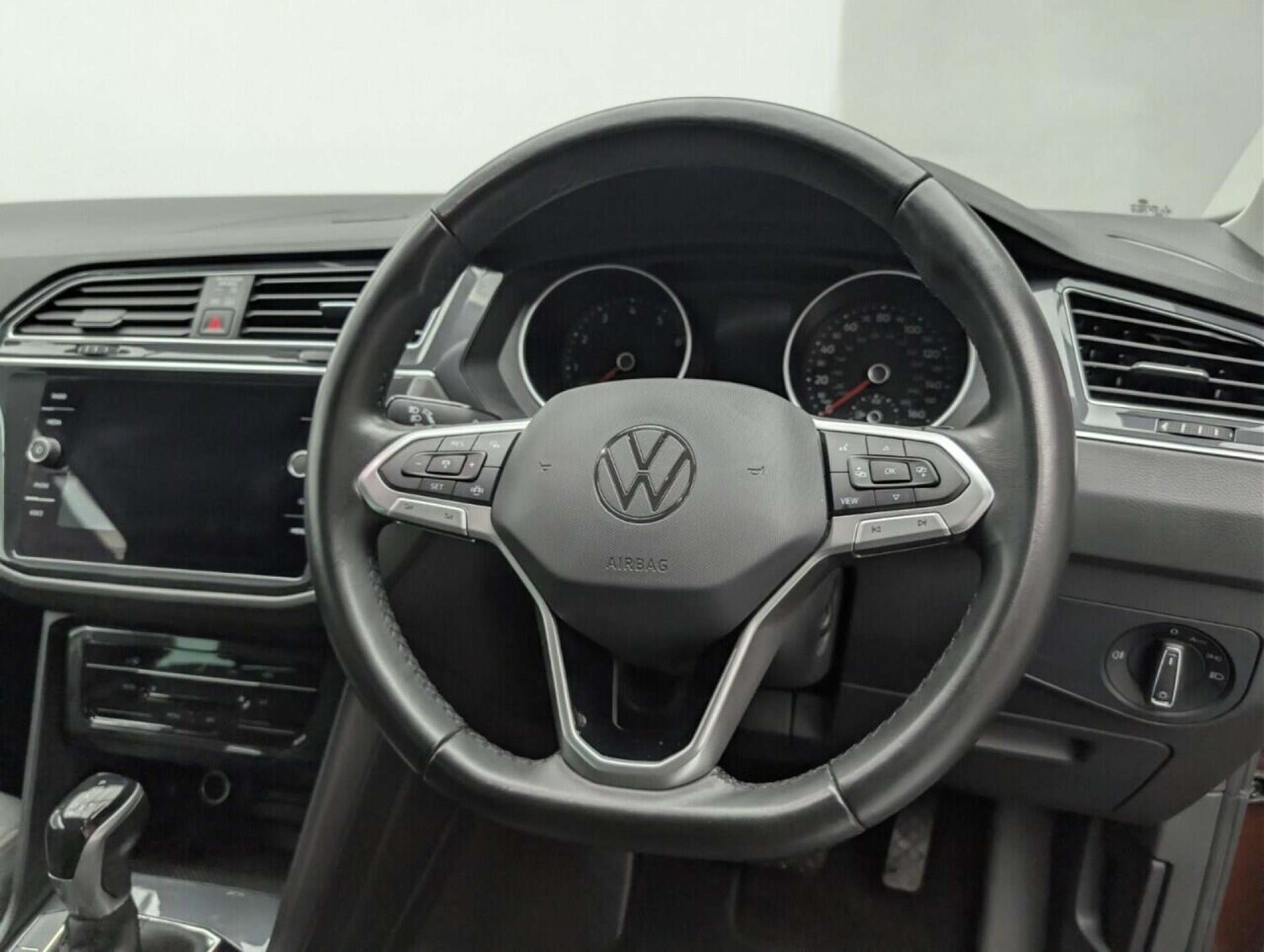 Used Volkswagen Tiguan 2021 for sale - 77713142: Photo 23